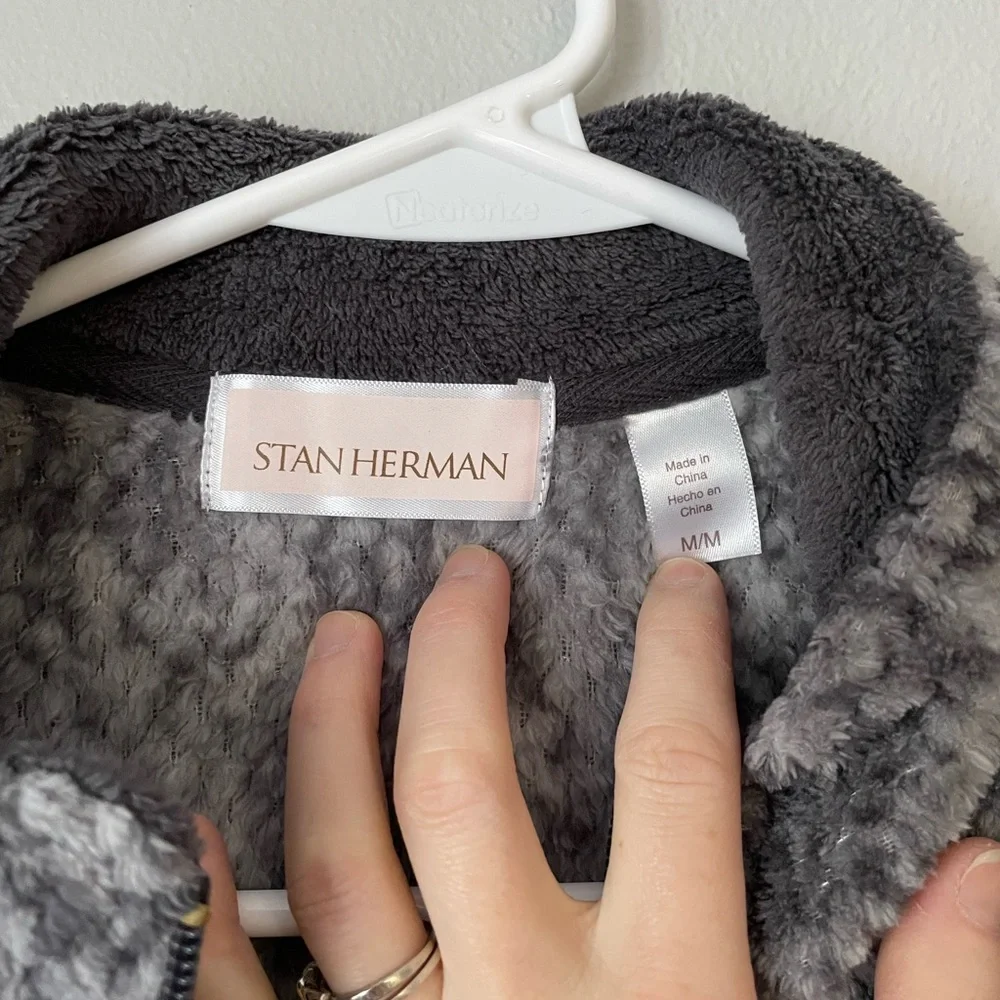 Stan Herman Women’s Grey Fleece Zip up Sweater M - Picture 3 of 4